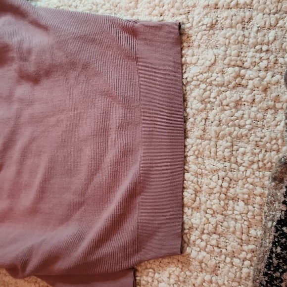 Ash & antler mauve mockneck  drop shoulder batwing sleeves - Picture 3 of 8